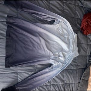 Athletic Long sleeve sweatshirt/t-shirt